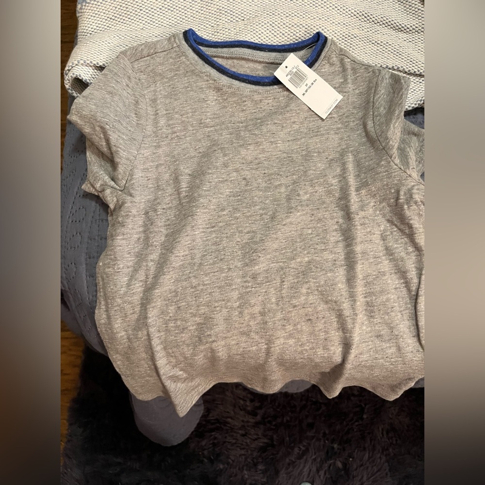 Old navy T shirt, gray with blue trim 3T